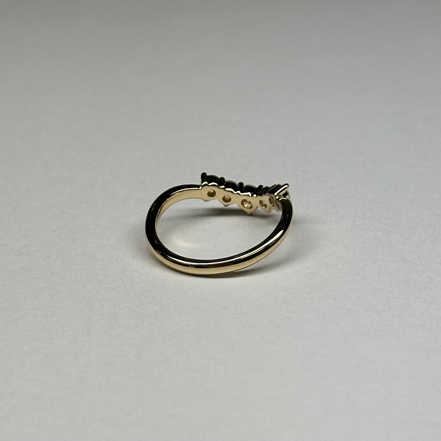 14K Contour Lab Diamond Ring