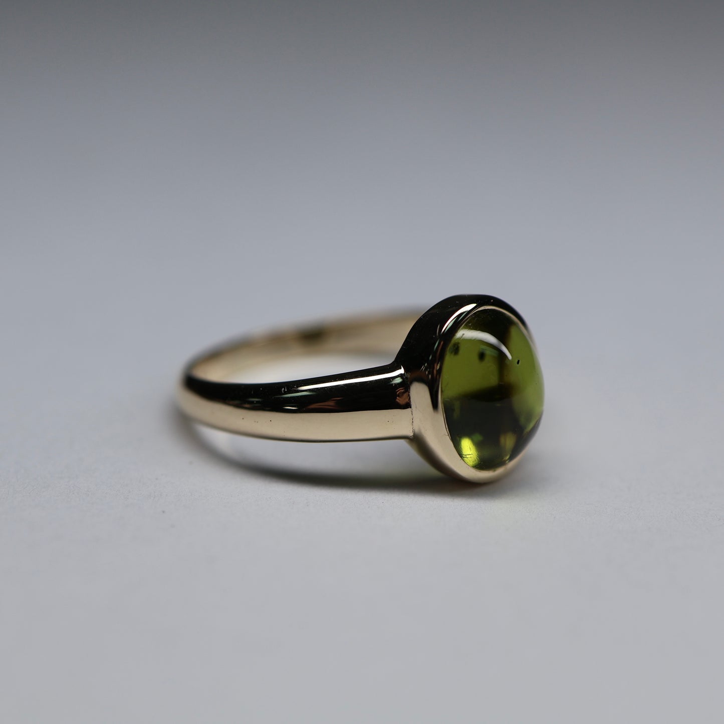 14K Peridot Cabochon Ring