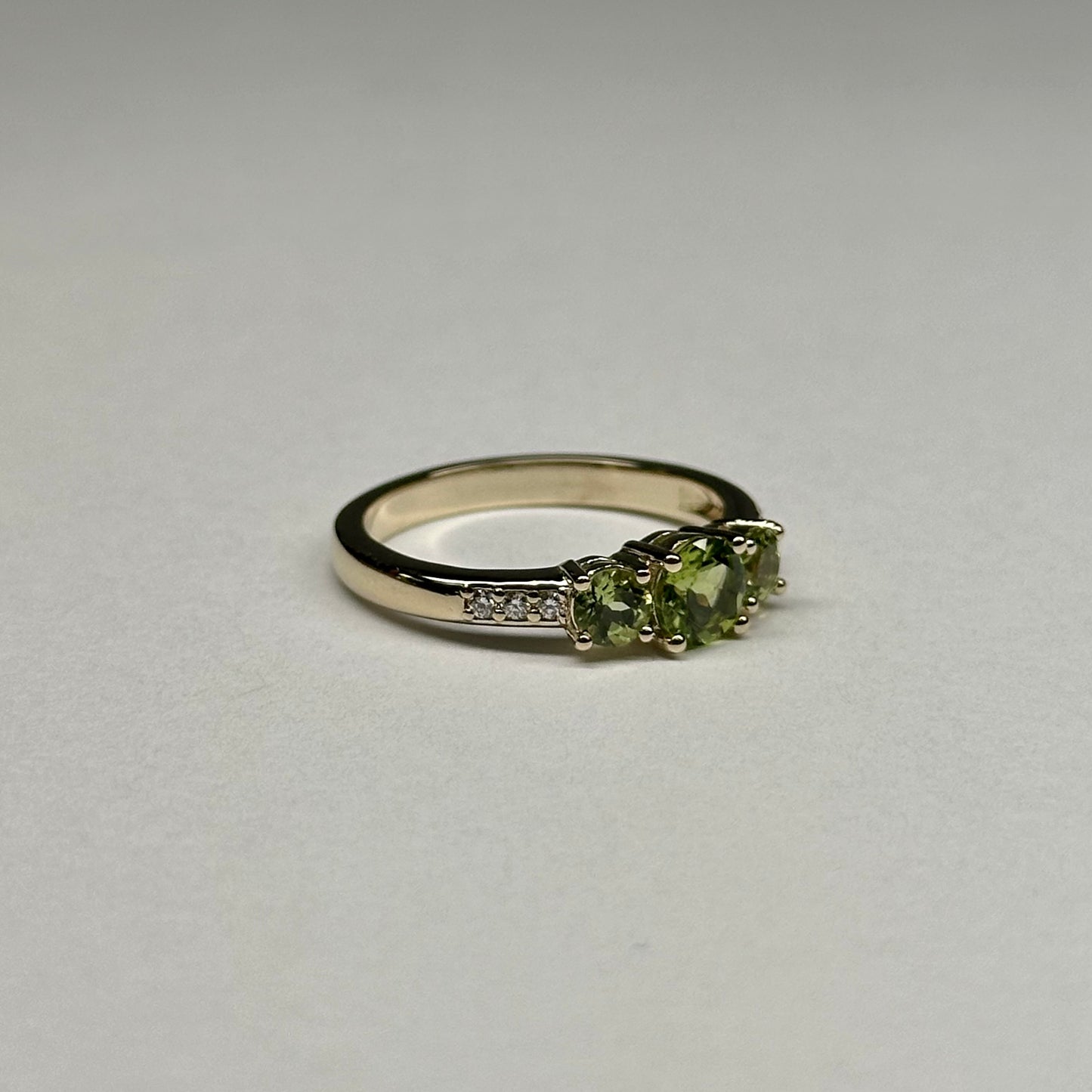 14K Peridot Diamond Ring