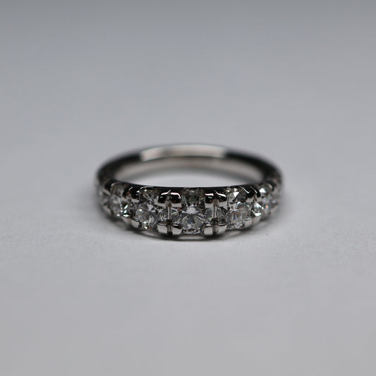 14K Lab Diamond Band
