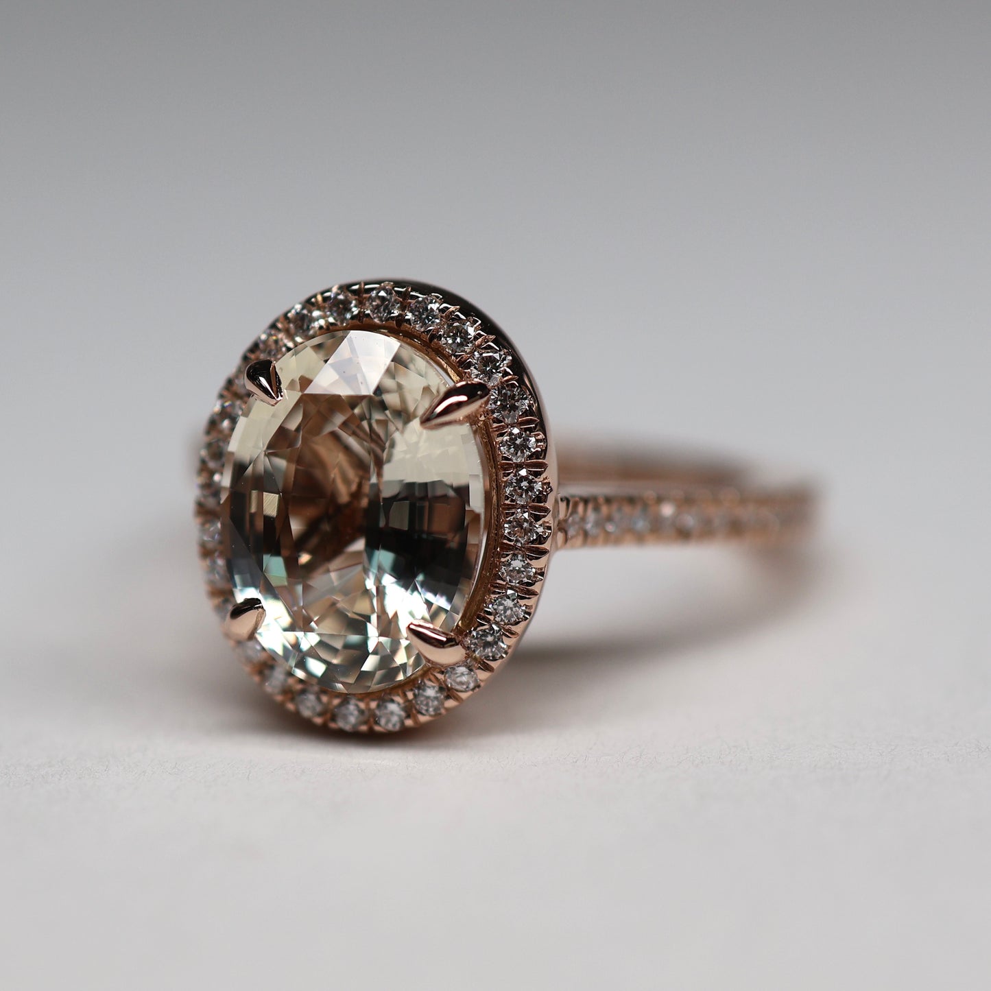 GIA 4.06 Carat Champagne Peach Sapphire Engagement Ring